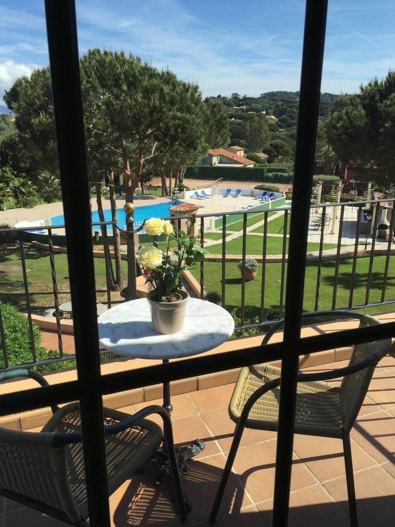 Hotel La Romarine Ramatuelle Eksteriør bilde
